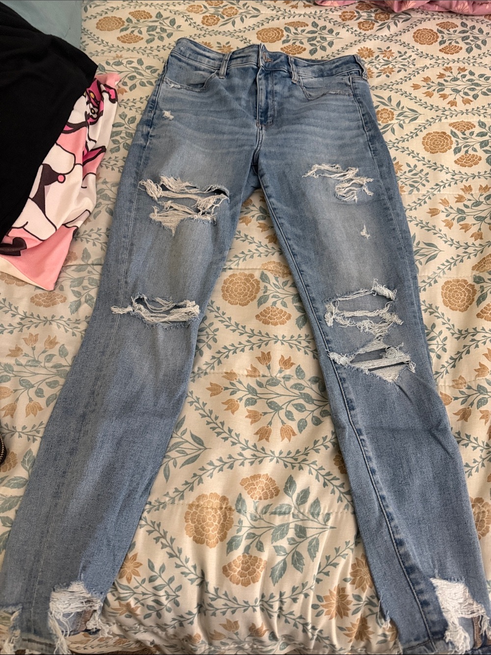 American Eagle Outfitters Light Blue Ripped Skinny Jeans